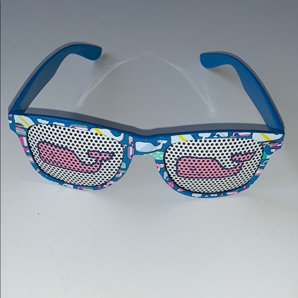 Vineyard Vines Women’s Blue Sunglasses